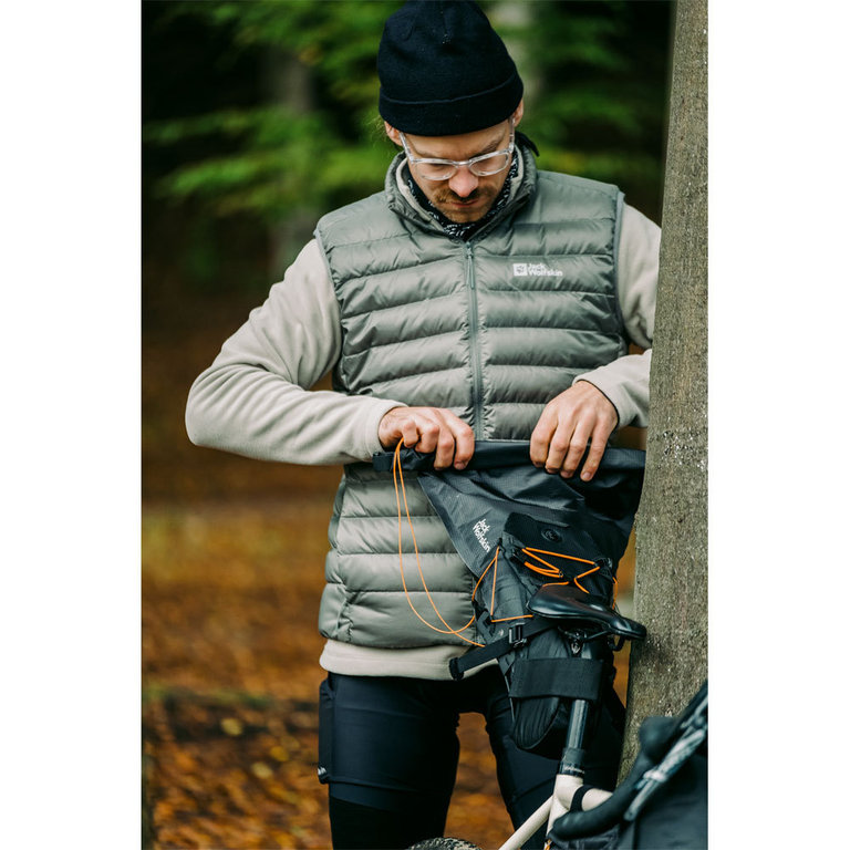 Jack Wolfskin Men s Pack Go Down Vest Gecko Green Insulating