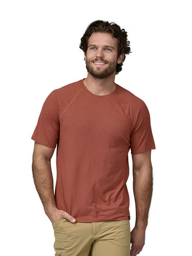 Patagonia Men's Cap Cool Trail Shirt (Burl Red)