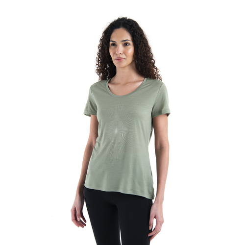 Icebreaker Women s Merino 150 Tech Lite III SS Scoop Tee Light Forms Lichen Merinowool shirt