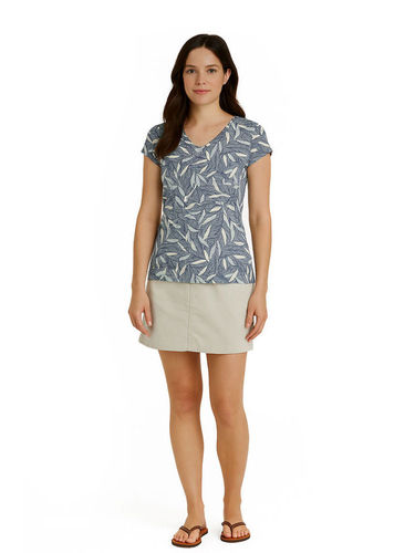 Royal Robbins Women's Featherweight V-Neck Tee (Deep Blue Presidio Print)